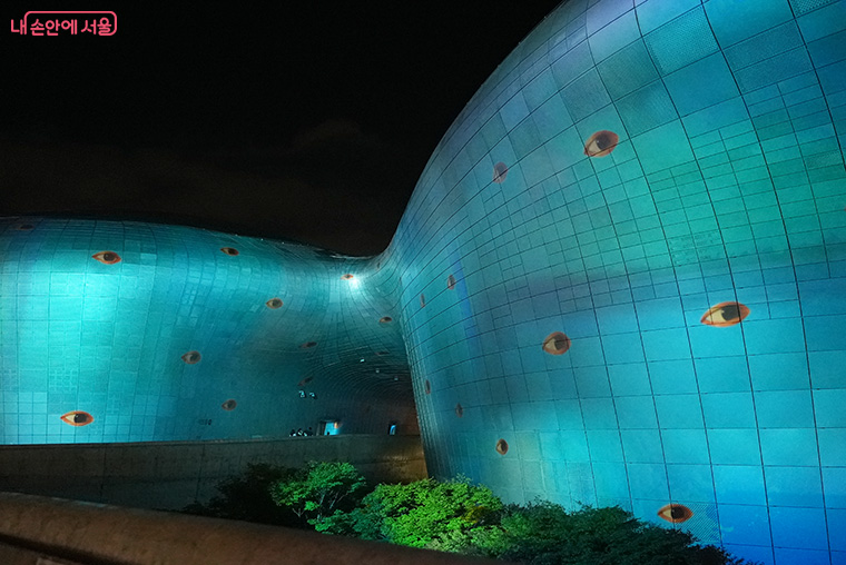 DDP Night Lights Seoul Night view of Dongdaemun Design Plaza (DDP) with illuminated curves